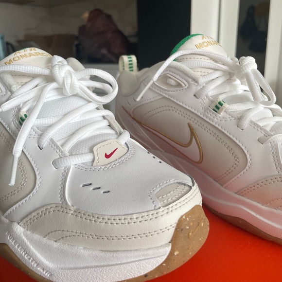 Nike Air Monarch IV 'White Lucky Green Gold' size women’s 8, men’s 7 - Picture 8 of 9